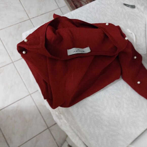 Brian Bailey Pearl Embellished Sweater ( S) and Skirt (xs) - Picture 6 of 7